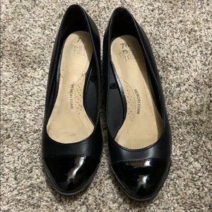 Black wedges size 7.5